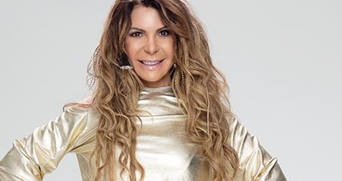 Elba Ramalho leva seu Eletro Acústico ao Teatro Porto Seguro, dia 08 de maio