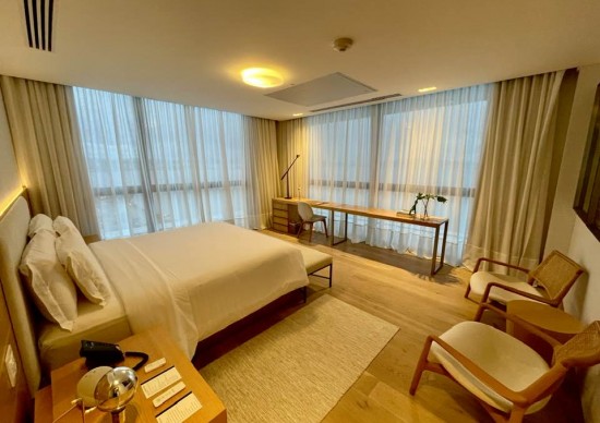 LK Design Hotel: modernidade, conforto e atendimento de excelência à beira-mar de Floripa!
