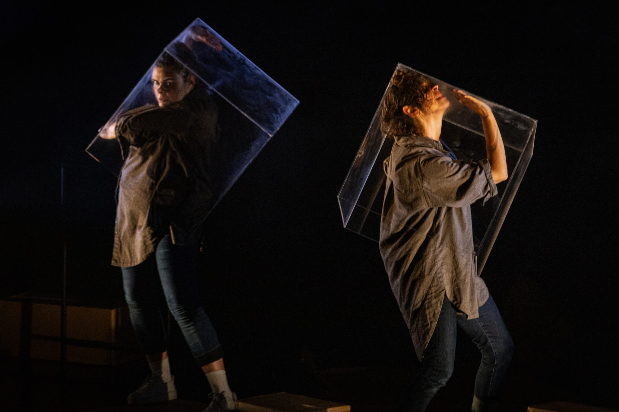 Coletivo A Digna encerra circulação do espetáculo E se Fôssemos Baleias? de graça no Galpão do Folias!